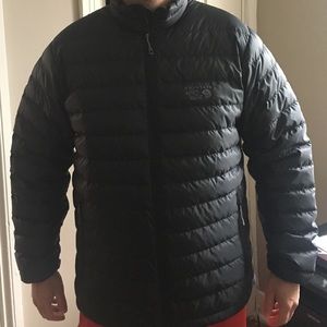 Black, Mountain Hardware down insulated jacket, XL